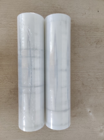 Màng PE, màng co đóng gói loại 3.4kg ( PE FILM)